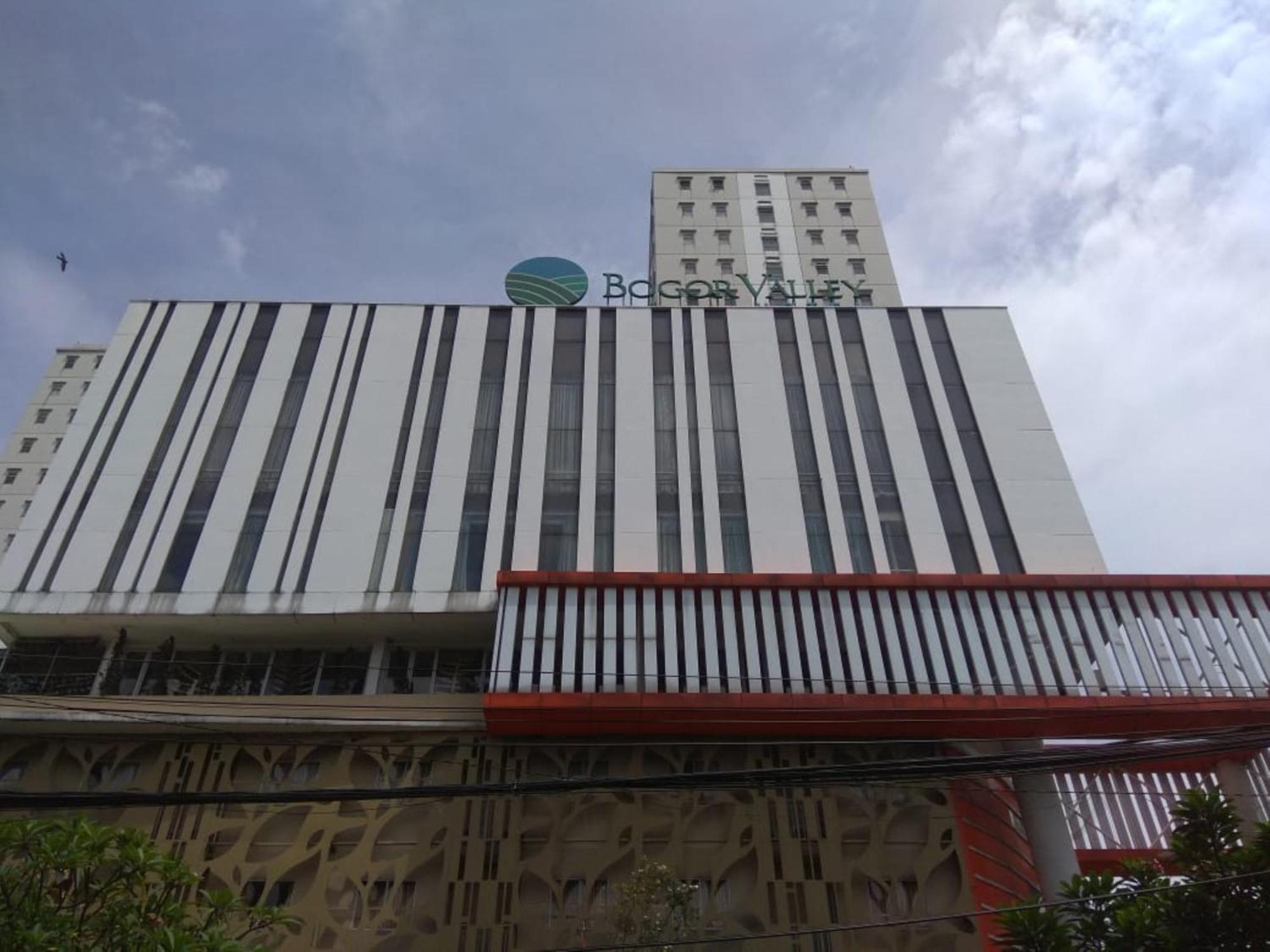 2br At Valley By Travelio * Bogor